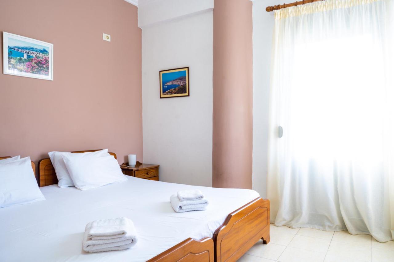 Work-Friendly Central Apartments, Саранде Екстериор снимка